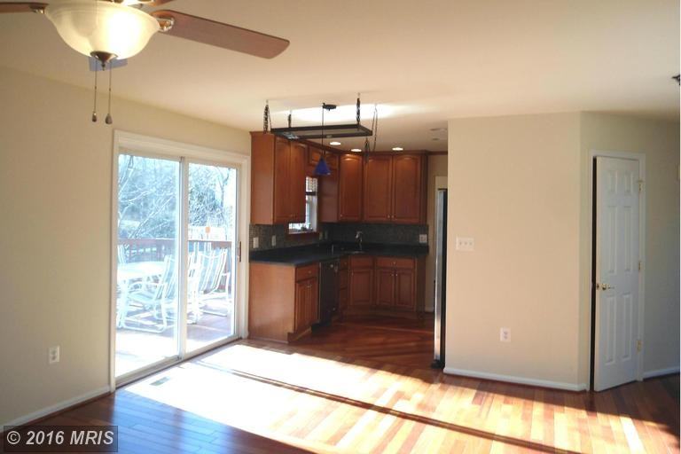 5783 Rhode Island Dr - Photo 3 of 27