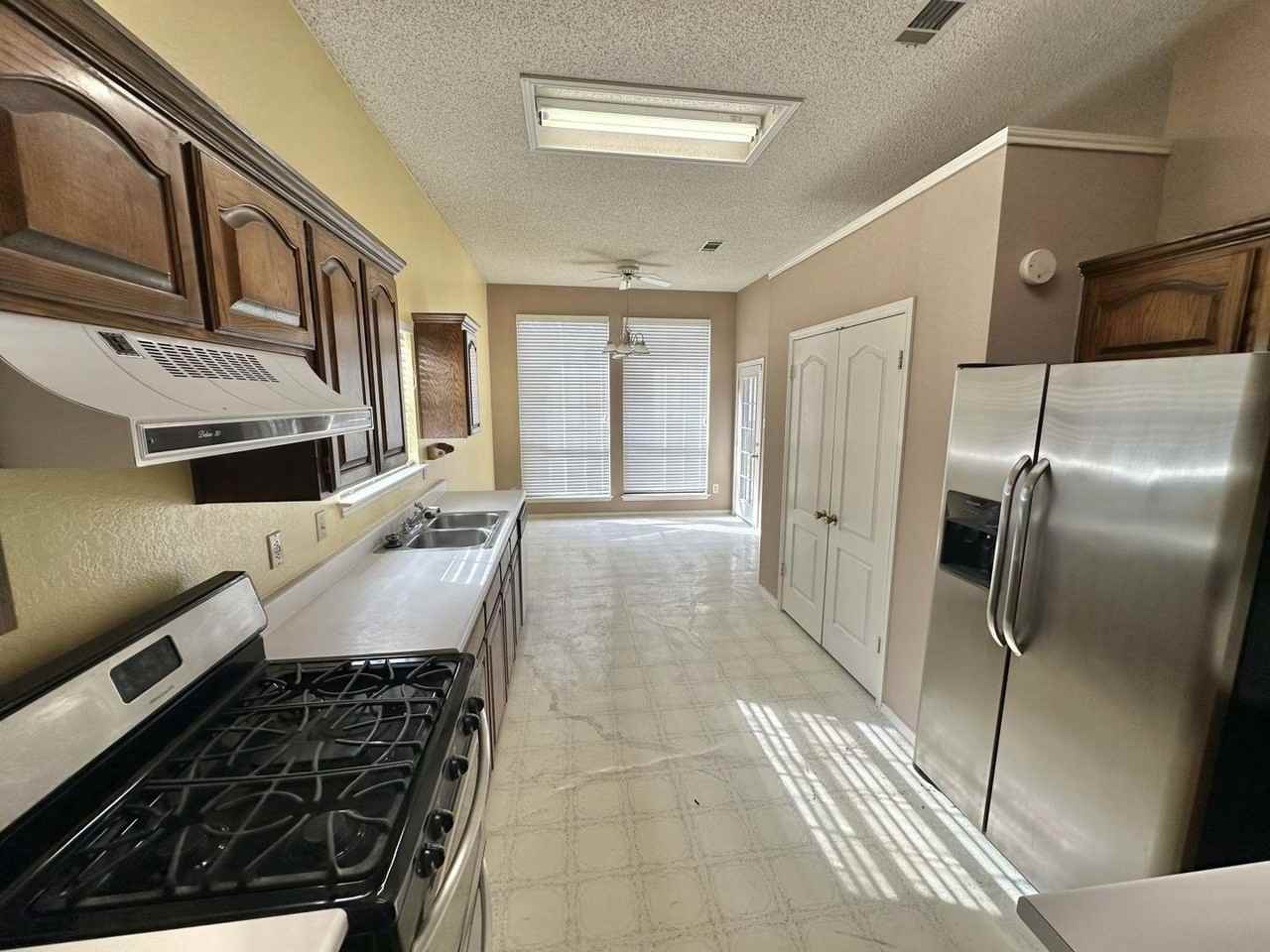 302 Sioux Cir - Photo 2 of 13