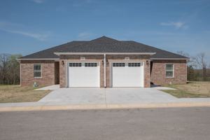 featured image of 572 Pineview Ln