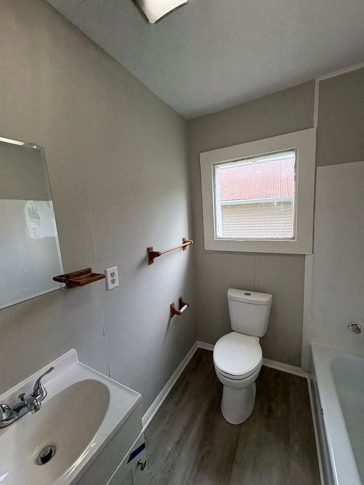 213 Humble Ave - Photo 7 of 7