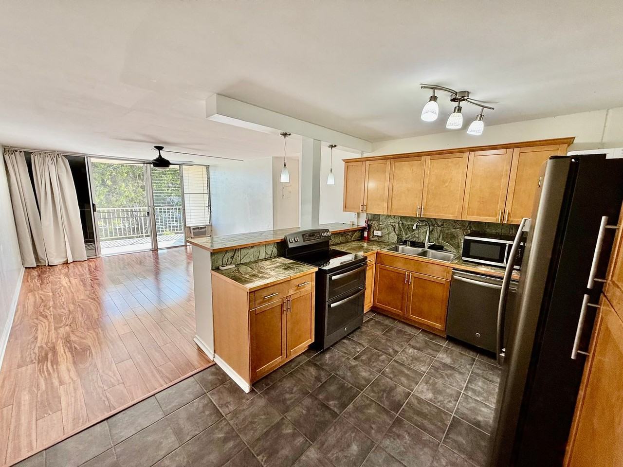 95-2031 Waikalani Pl #D705 - Photo 3 of 10