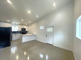 4038 Se 76th Ave - Photo 1 of 1