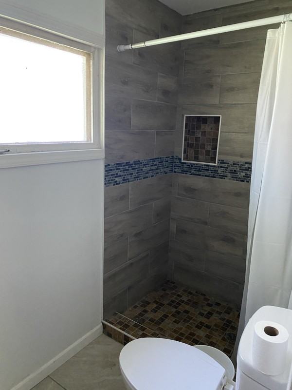 1422 Benton St - Photo 2 of 15