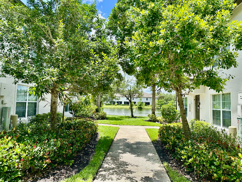 9077 Gervais Cir #910 - Photo 3 of 20