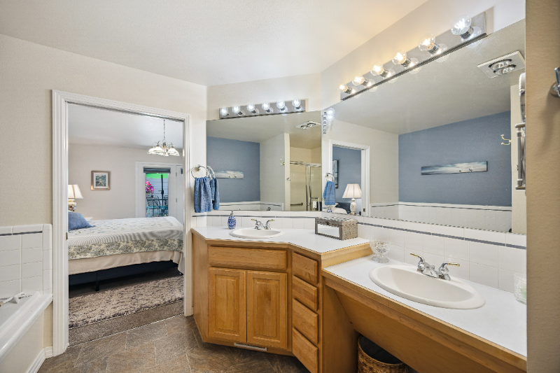 5932 W Ashville Ln - Photo 7 of 20