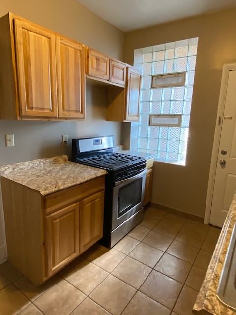 5320 N Winthrop Ave #3W - Photo 5 of 11