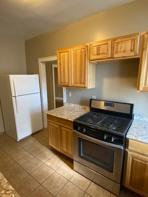 5320 N Winthrop Ave #3W - Photo 6 of 11