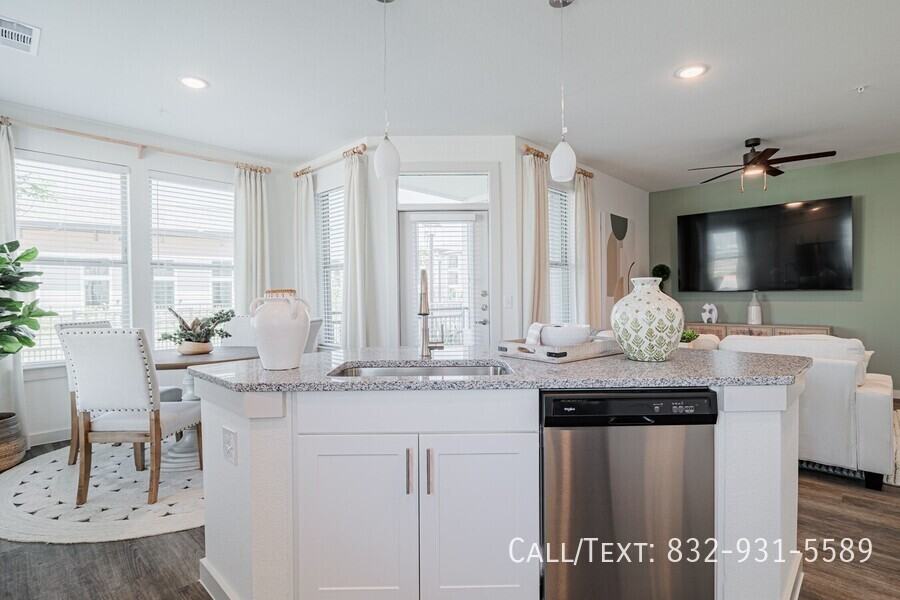 5688 Gessner Rd #WO2 - Photo 5 of 20