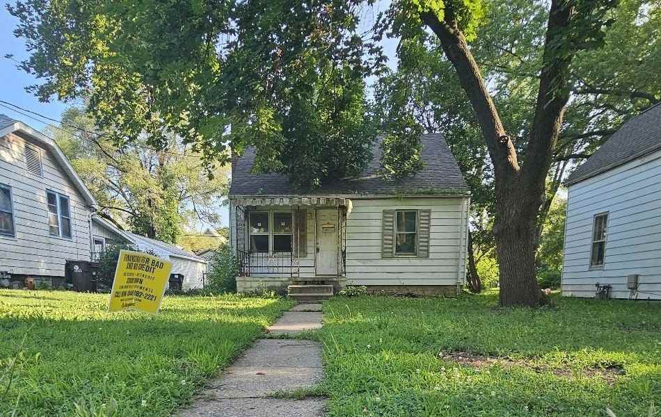 3031 West Meidroth Street - Photo 2 of 23