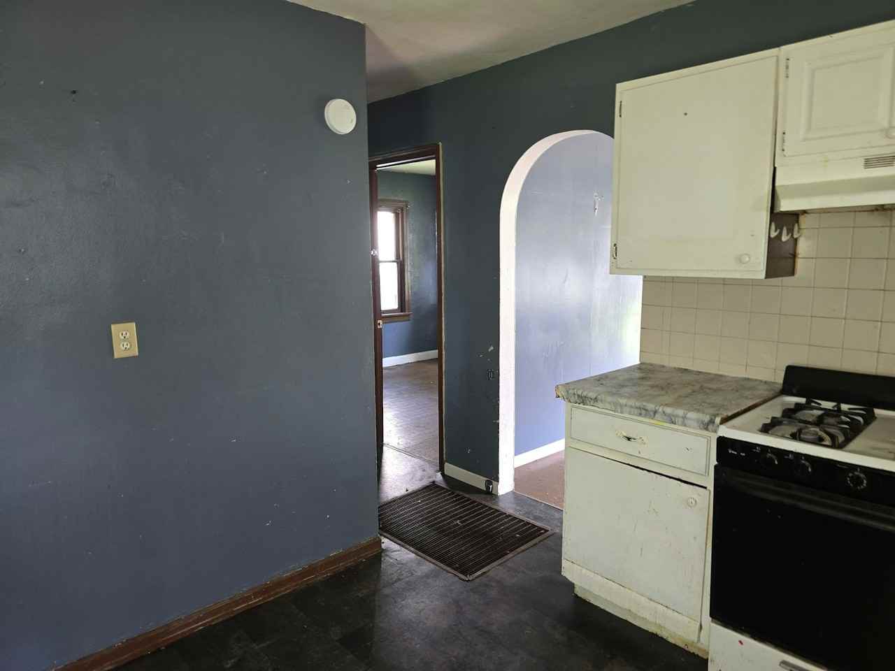 3031 West Meidroth Street - Photo 5 of 23