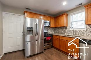 1530 North Greenview Avenue, Unit 2F - Photo 1 of 1