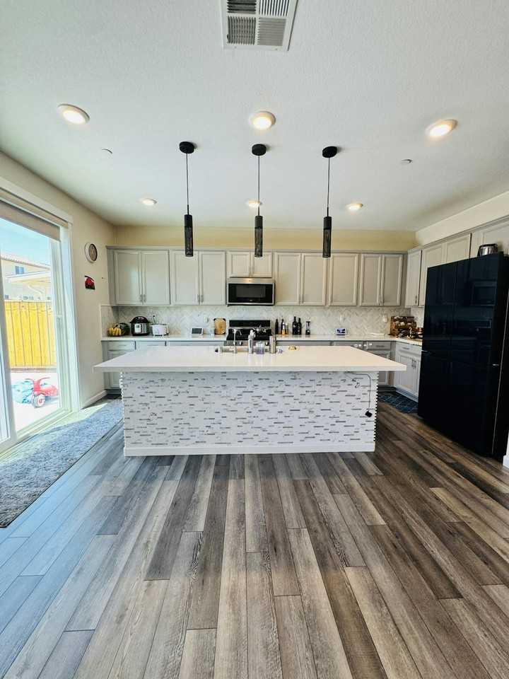 5356 Knights Valley Lane - Photo 3 of 27