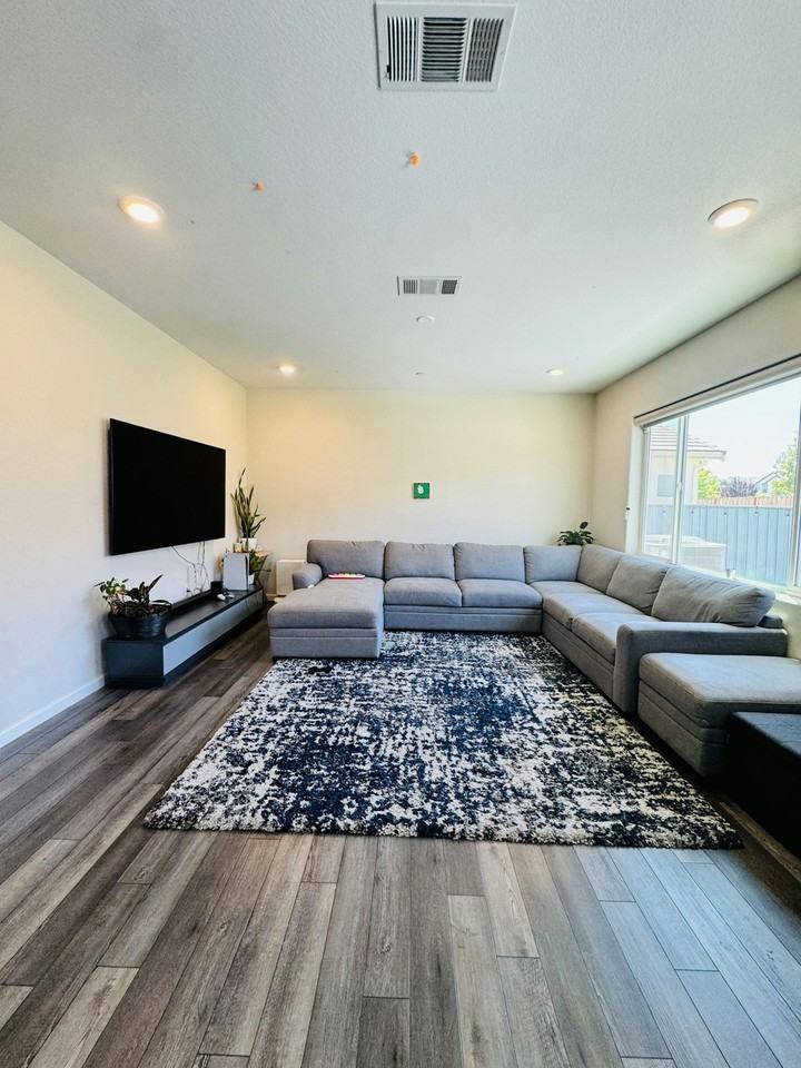 5356 Knights Valley Lane - Photo 4 of 27