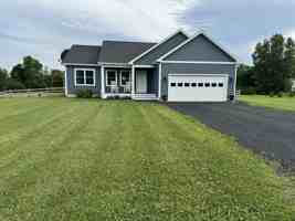 featured image of 21 Dubuque Dr