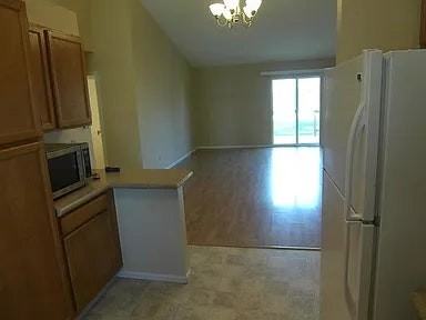 4787 Sunvalley Drive - Photo 4 of 16