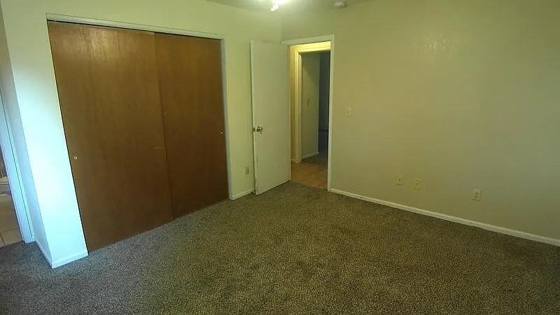 4787 Sunvalley Drive - Photo 7 of 16