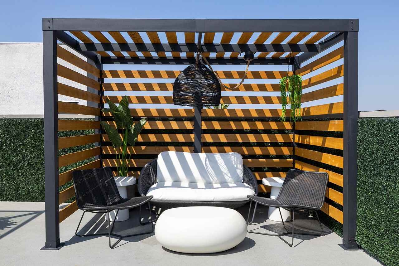 Indie Westside - Photo 6 of 11