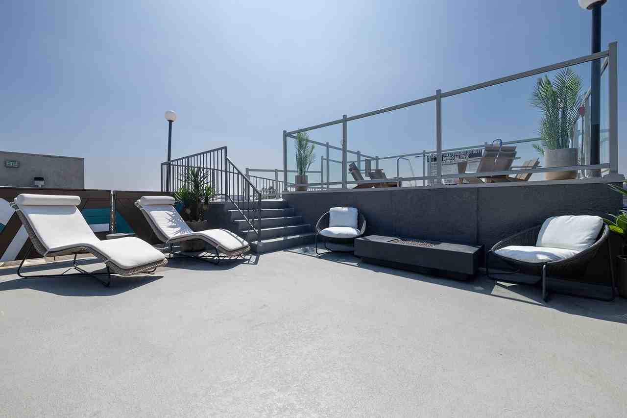 Indie Westside - Photo 7 of 11