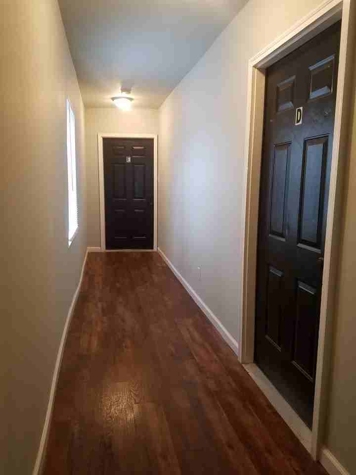 215 North Pavilion Avenue - Photo 2 of 23