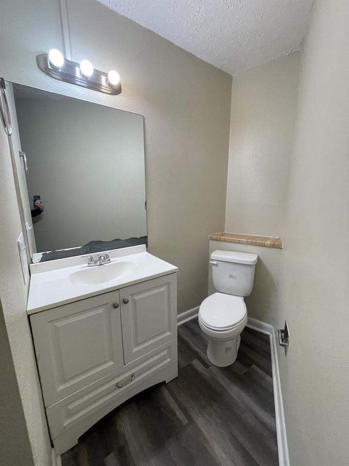 644 West Caladium Circle - Photo 7 of 18