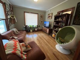 featured image of 176 Church St