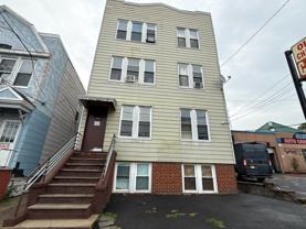 310 Danforth Ave #1F - Photo 1 of 1