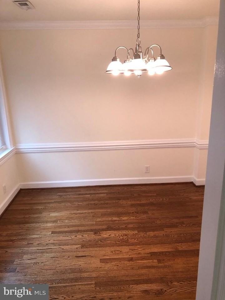 1230 Eton Ct Nw - Photo 5 of 21