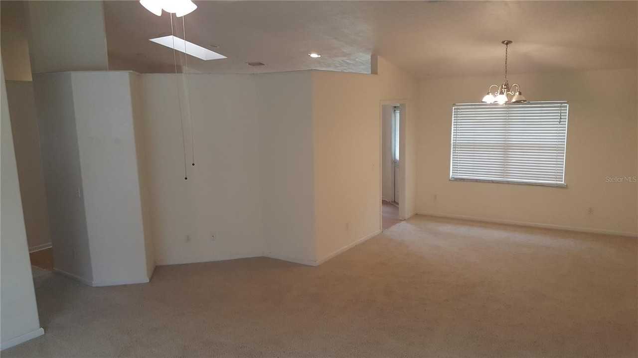 428 Nw 96th Way - Photo 2 of 10