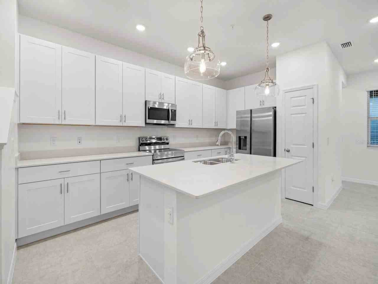 1440 Silver Lining Way - Photo 5 of 26