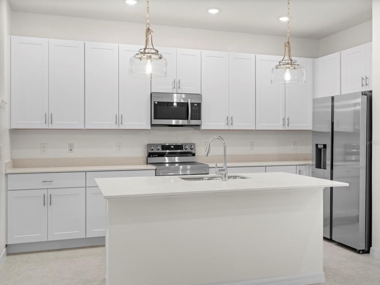 1440 Silver Lining Way - Photo 6 of 26