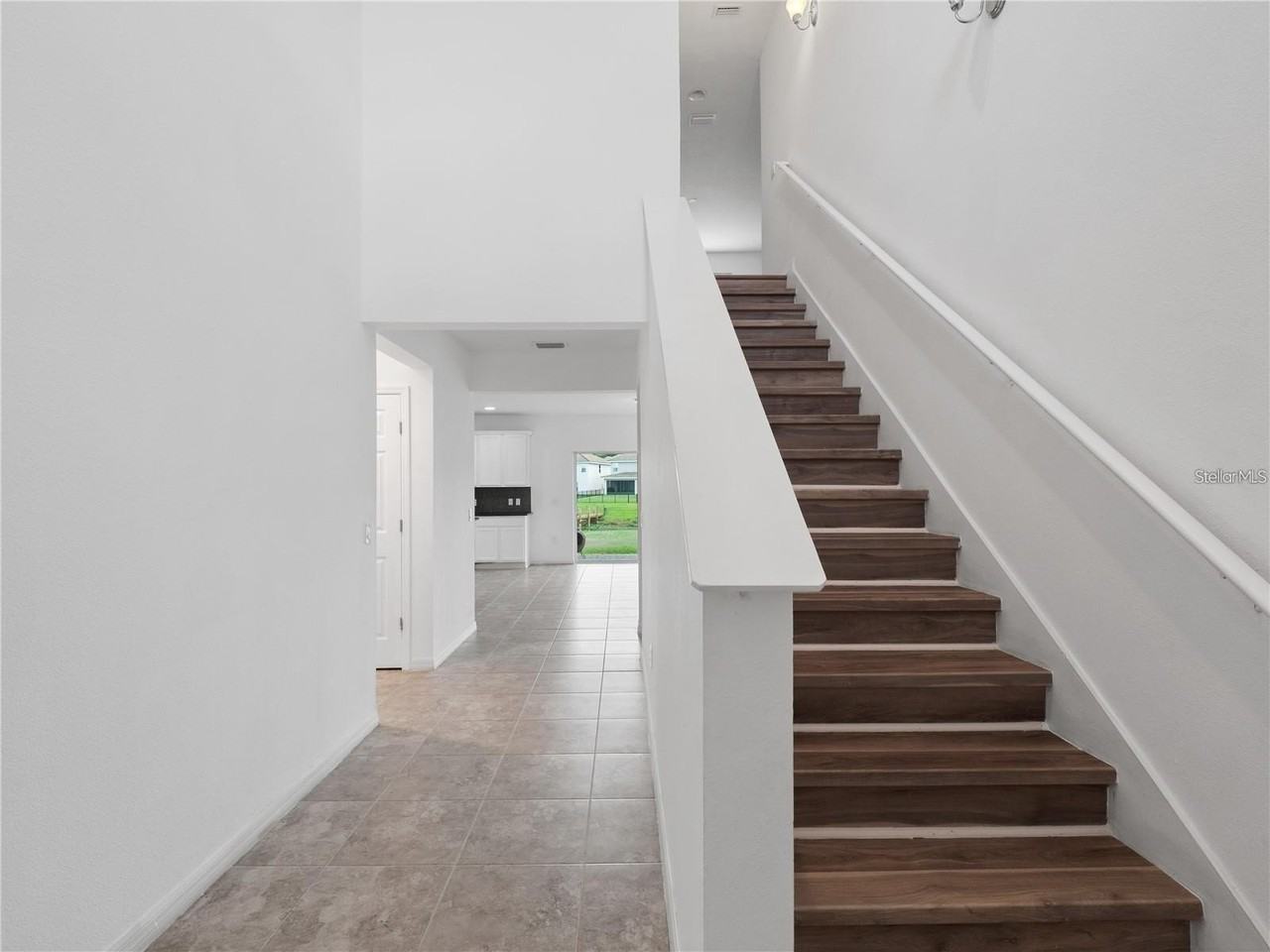 3894 Carrick Bend Dr - Photo 6 of 26