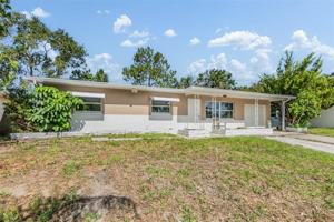 featured image of 954 Dumont Dr