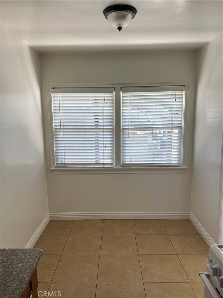 5522 Rosemead Blvd - Photo 7 of 10