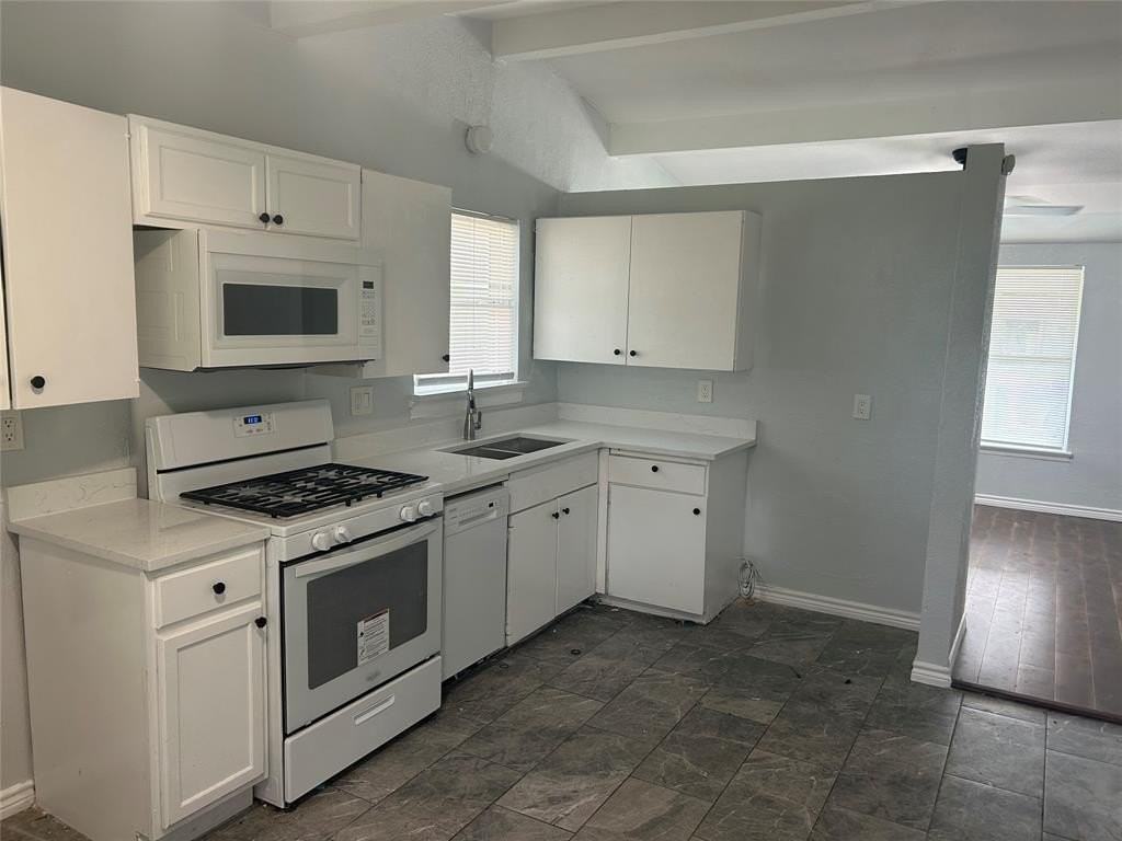 710 E Daugherty Dr - Photo 5 of 12