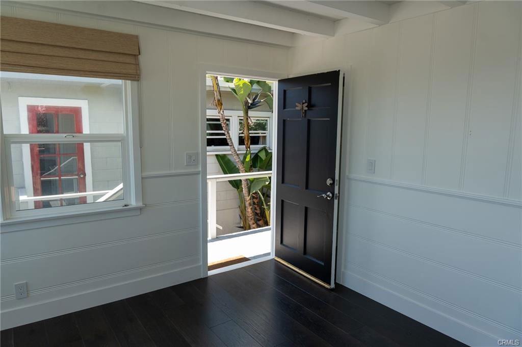 31684 Fairview Rd - Photo 3 of 8