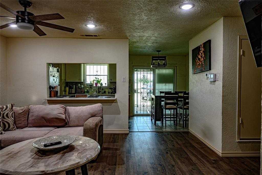 6455 Palm Island St - Photo 4 of 36