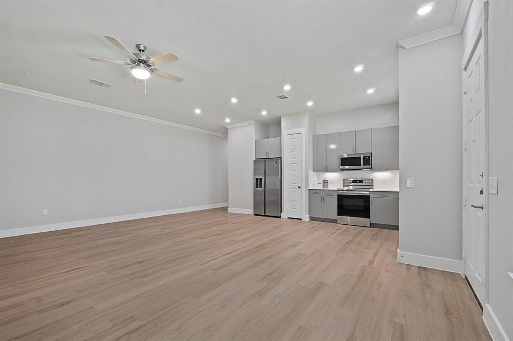 8401 Casita Dr - Photo 4 of 36