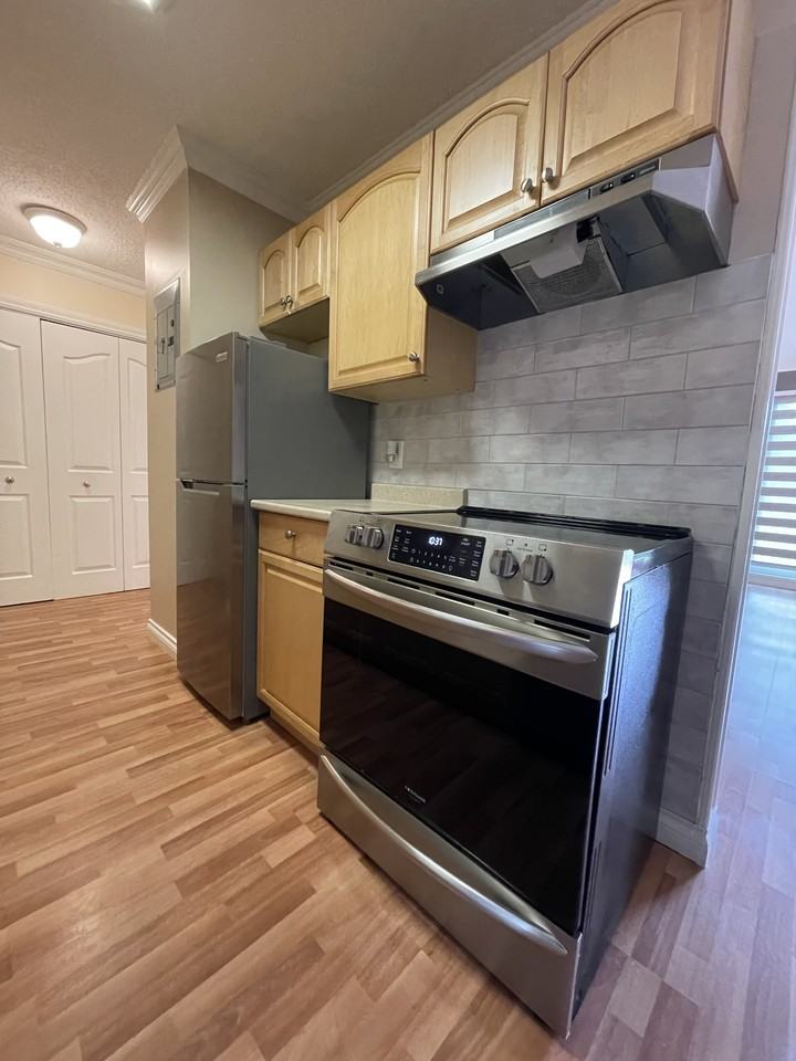 630 Clarke Rd #316 - Photo 2 of 15