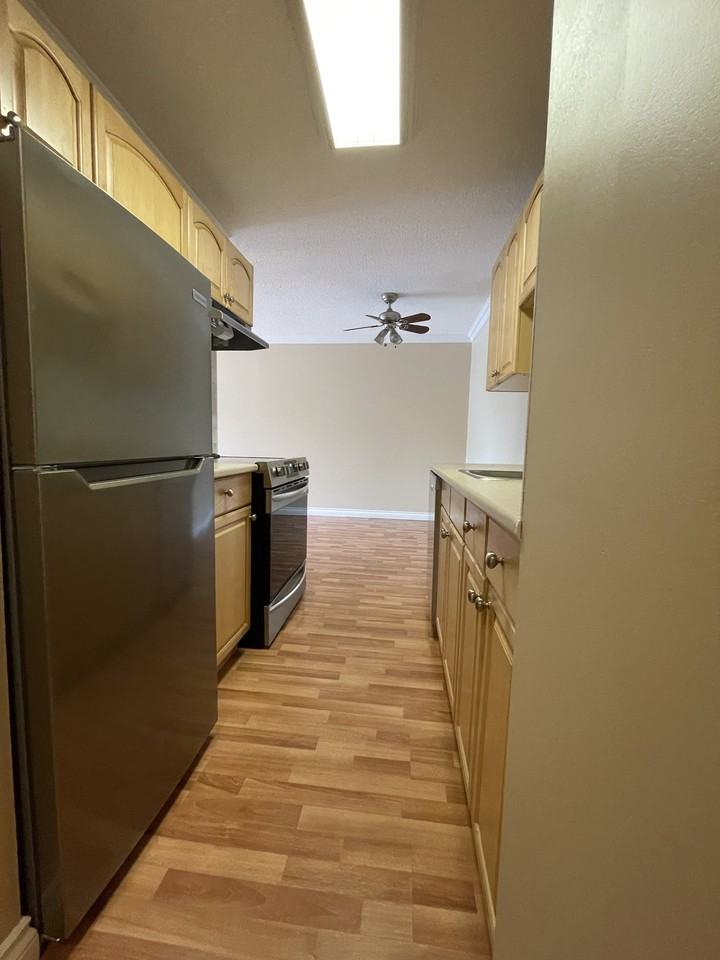 630 Clarke Rd #316 - Photo 4 of 15