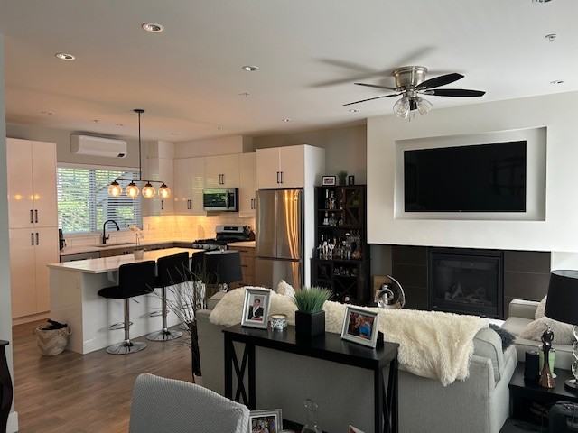 23710 133 Ave #1 - Photo 2 of 12