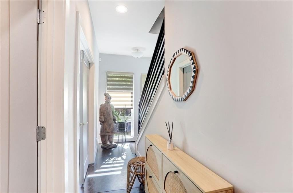 623 NE Irwin Street Street NE - Photo 2 of 23