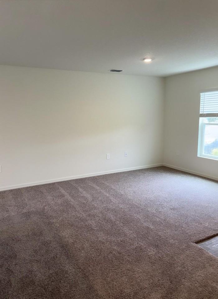 1617 Tibbets Street Southeast - Photo 5 of 23