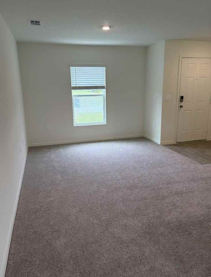 1617 Tibbets Street Southeast - Photo 6 of 23