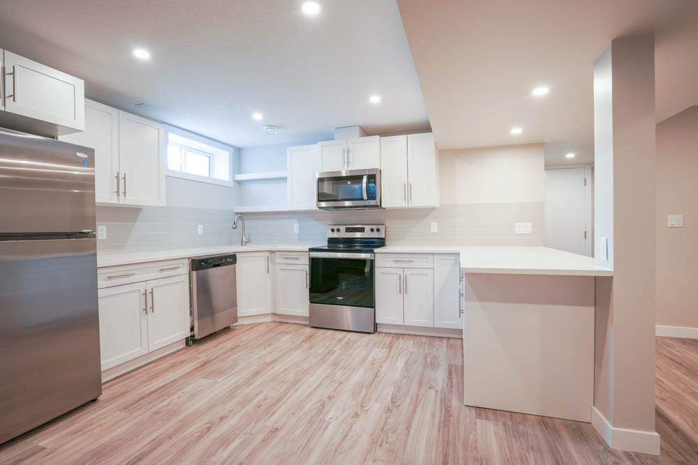 BSMT 180 Humberstone Road Northwest - N #BS - Photo 2 of 10