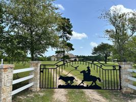 featured image of 6814 Millstone Dr