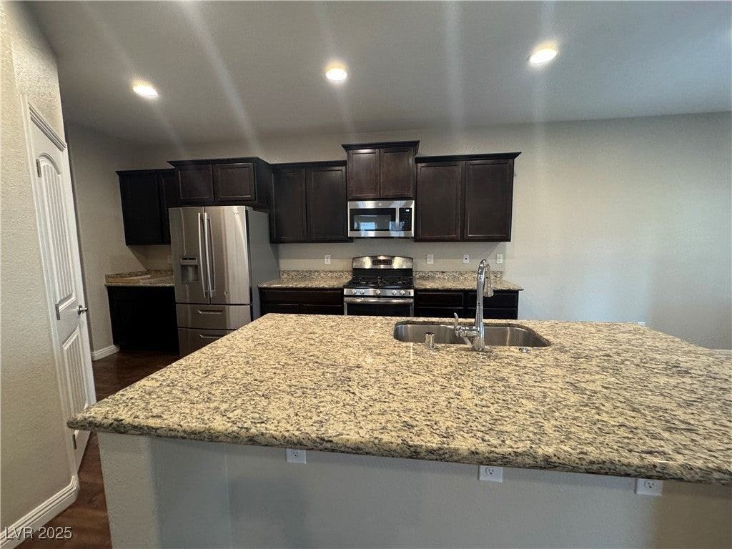 2860 Glass Vine Ct - Photo 7 of 41