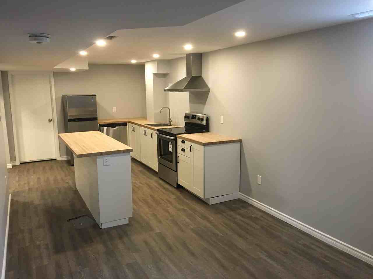 33 East 34th Street Lower - Photo 2 of 17