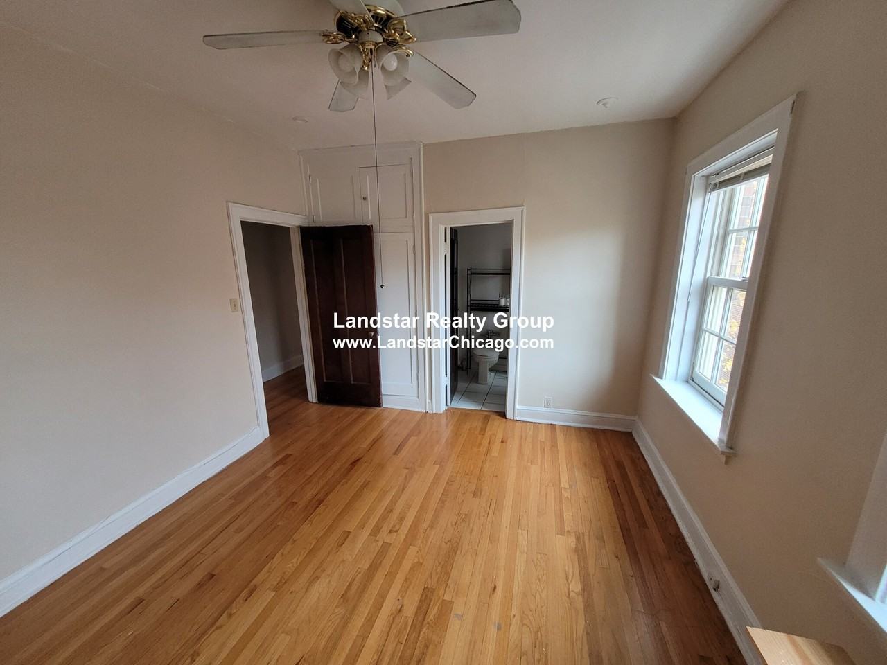 1456 Oak Ave #2N - Photo 5 of 13