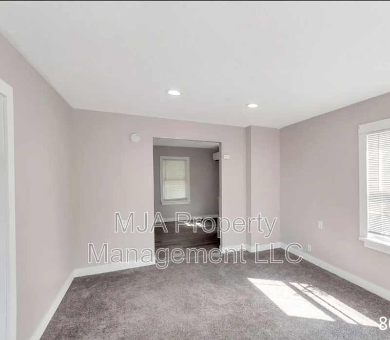 2961 Southwest #4 - Photo 2 of 17