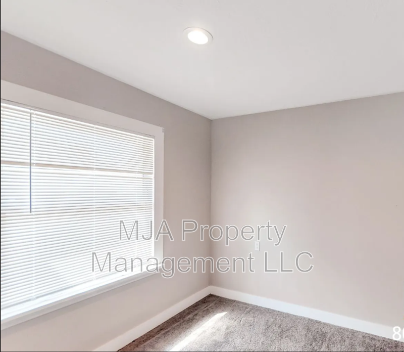 2961 Southwest #4 - Photo 3 of 17